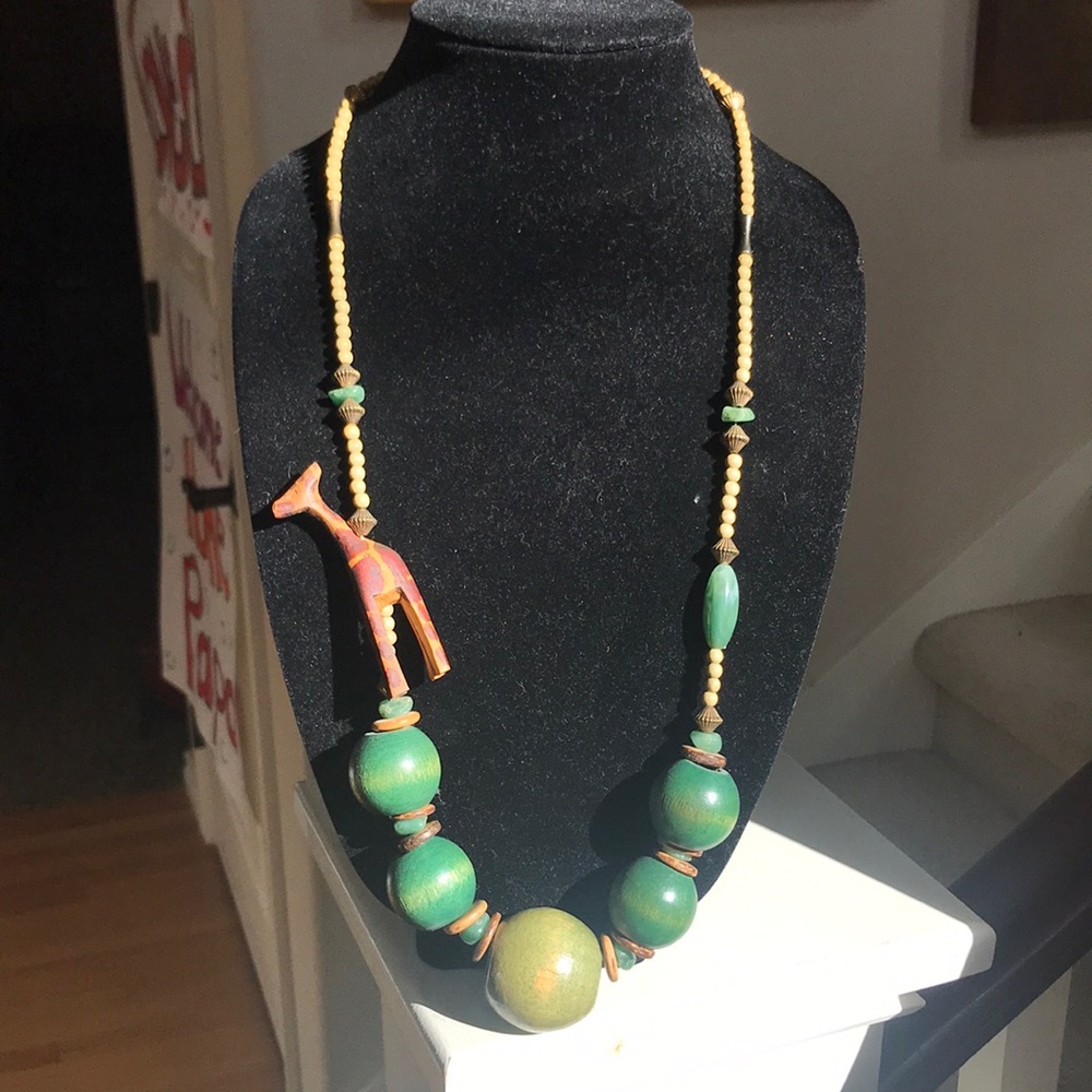 31” Collectable Special Giraffe Ethnic Necklace (Sku176)